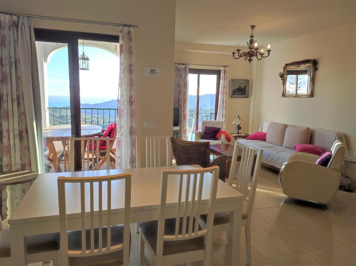 Lovely 2 Bedroom Apartment With Sea View, ฟรีฮิเลียนา ภายนอก รูปภาพ